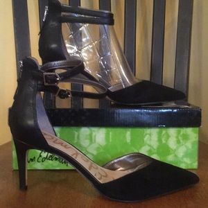 Black strappy heel
